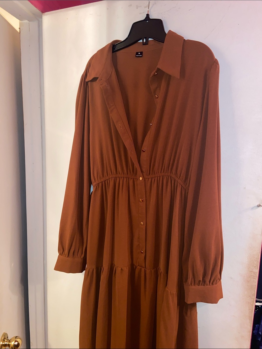 Source Unknown Long Sleeve Tiered Button-Front Dress in Rust Brown